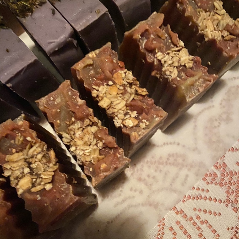 Apple cinnamon oatmeal goats milk soap